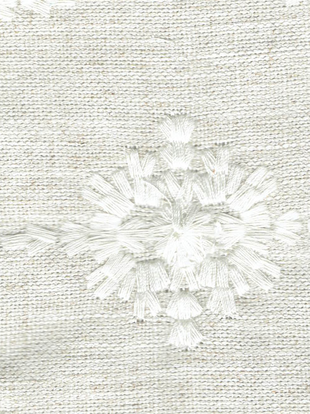 G7626 EZRA 001 SNOWFLAKE