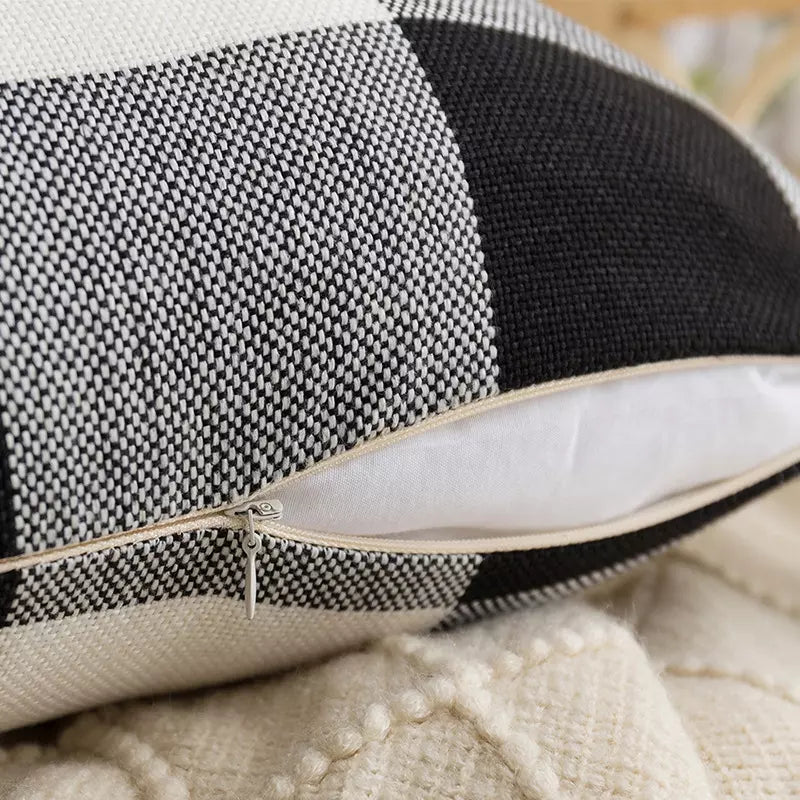LARGE CHECK PLAID BLACK / WHITE